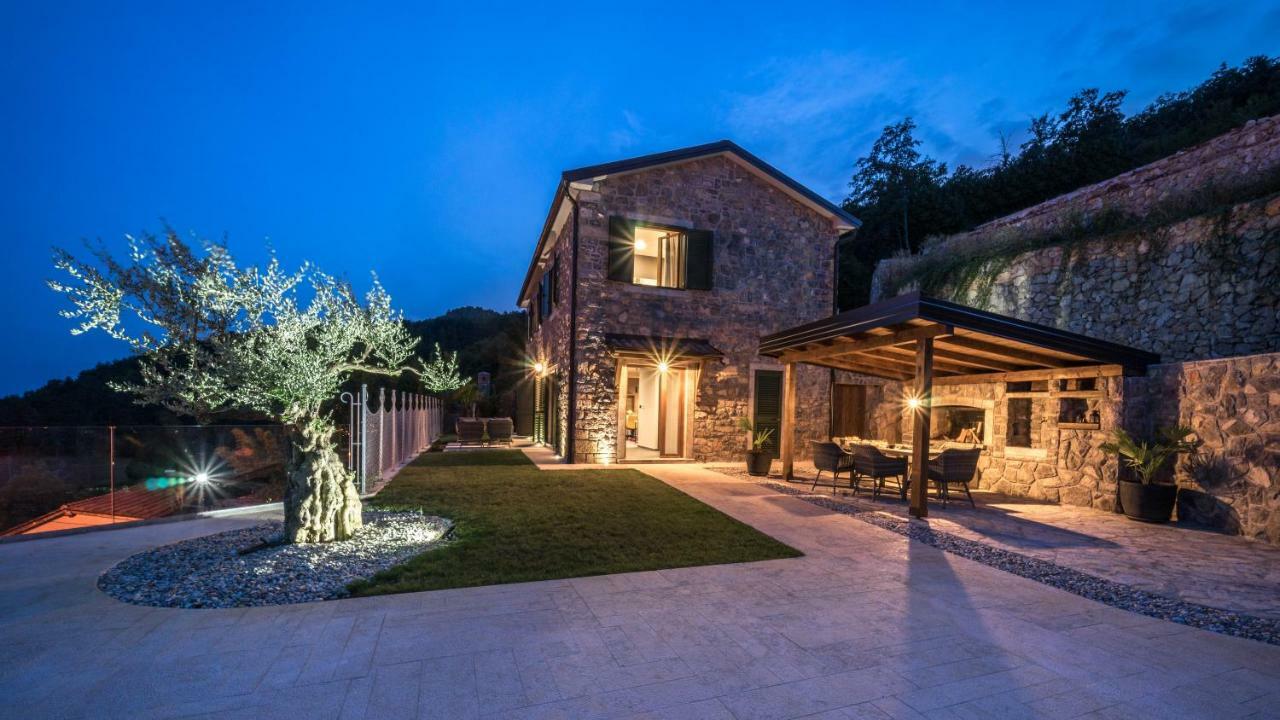 Villa Visum Poljane 외부 사진