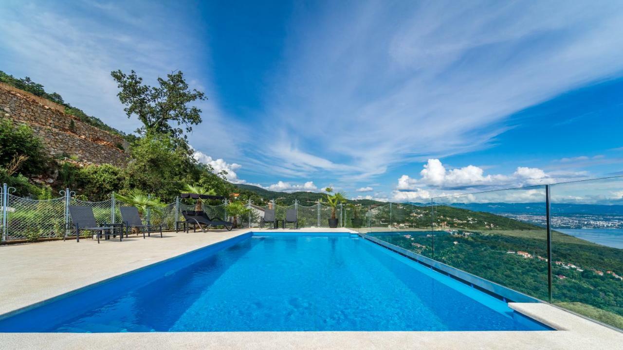 Villa Visum Poljane 외부 사진
