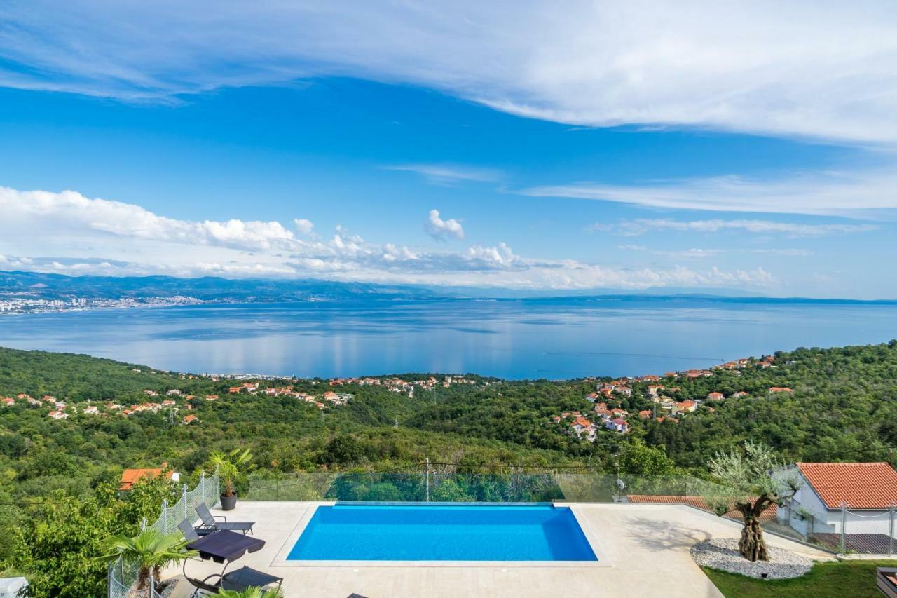 Villa Visum Poljane 외부 사진