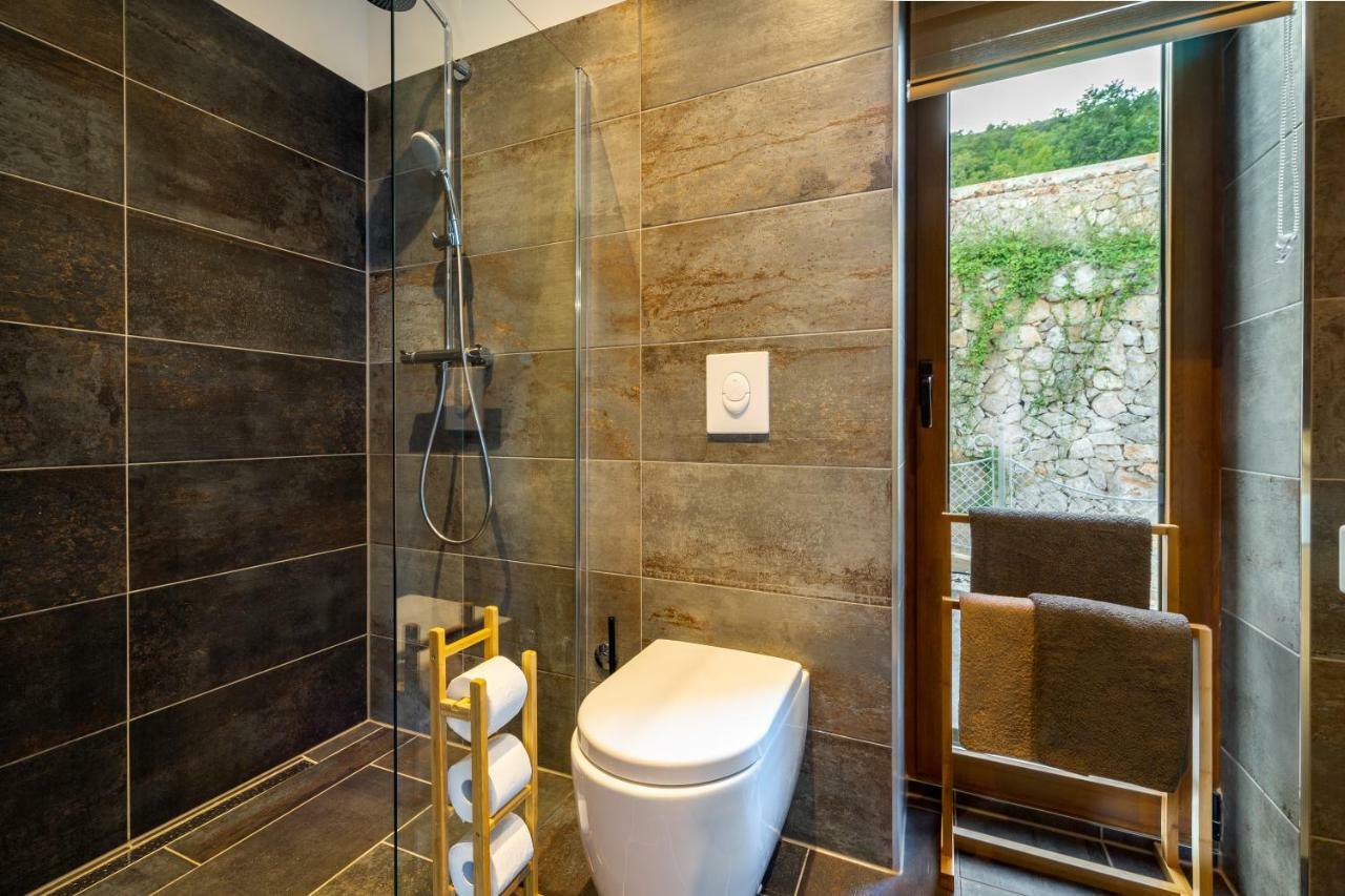 Villa Visum Poljane 외부 사진