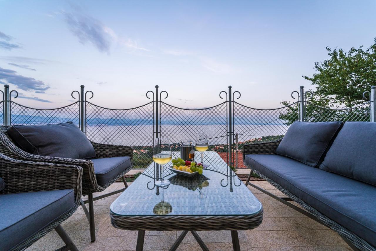 Villa Visum Poljane 외부 사진