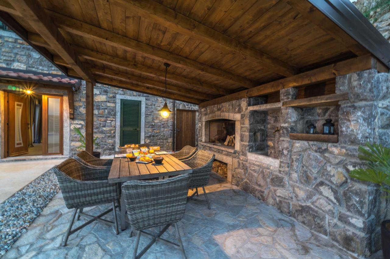 Villa Visum Poljane 외부 사진